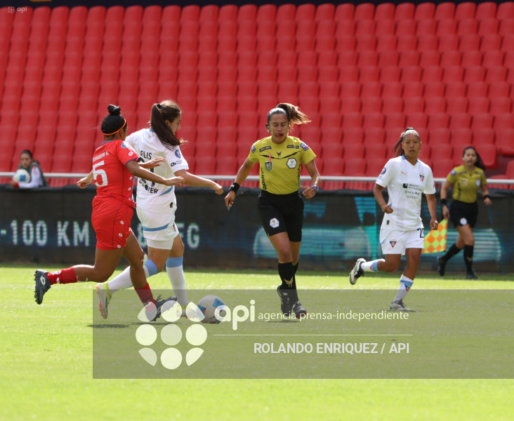 FBL SUPERLIGA FEMENINA LDU QUITO VS NACIONAL