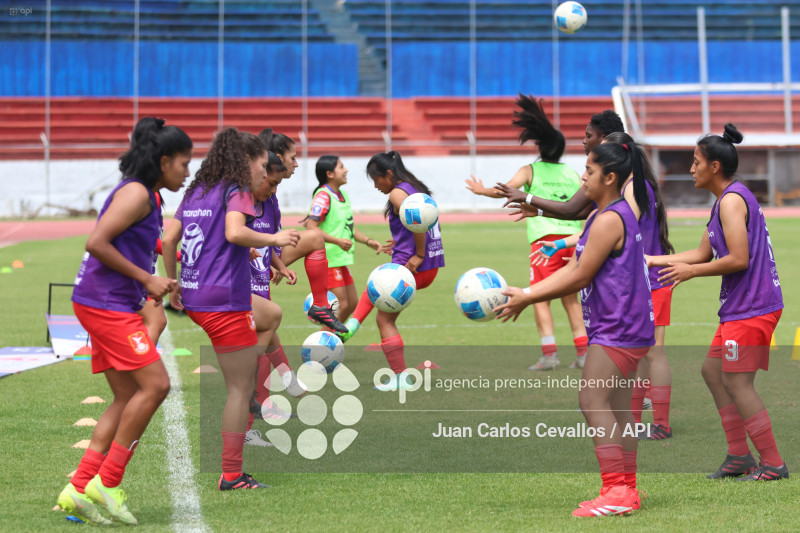 FBL-SUPERLIGA-DEPORTIVO IBARRA-ESPUCE