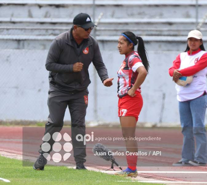FBL-SUPERLIGA-DEPORTIVO IBARRA-ESPUCE