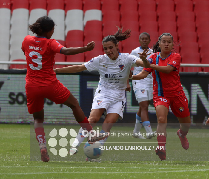 FBL SUPERLIGA FEMENINA LDU QUITO VS NACIONAL