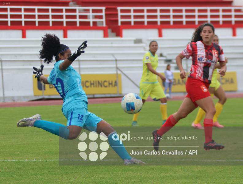 FBL-SUPERLIGA-DEPORTIVO IBARRA-ESPUCE