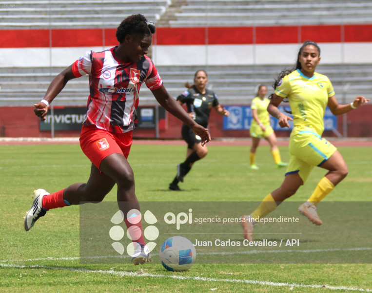 FBL-SUPERLIGA-DEPORTIVO IBARRA-ESPUCE