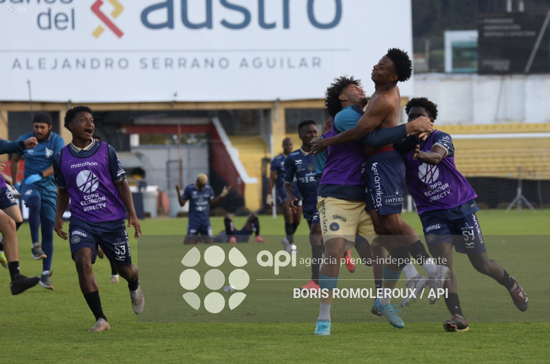 CUENCA-COPA ECUADOR-CUENCA JR-ATLETICO VINOTINTO
