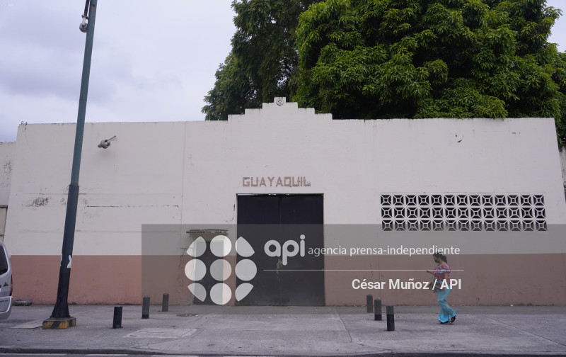 GYE-FACHADA CAI MASCULINO