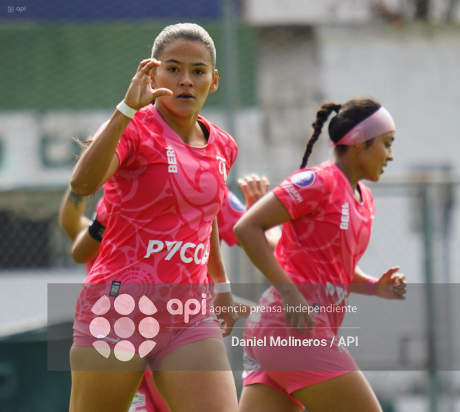 FBL FEMENINA NANAS VINO TINTO