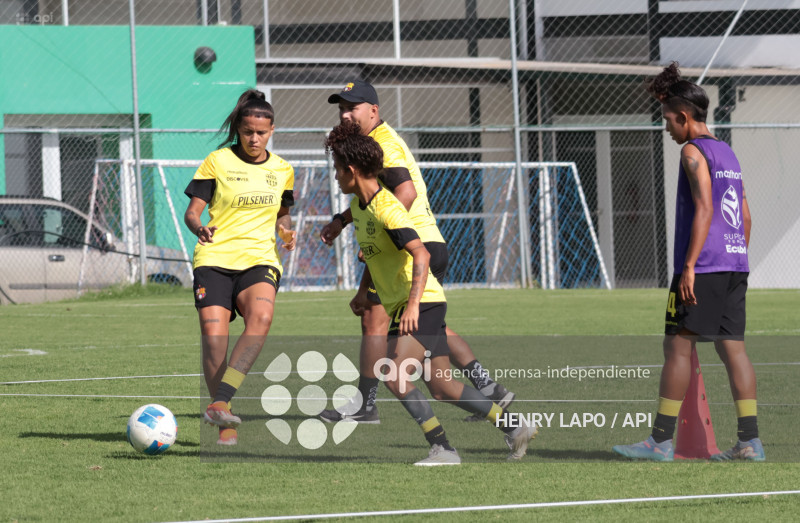FBL SUPERLIGA FEMENINA ESPUCE VS BARCELONA