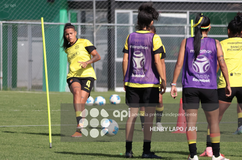 FBL SUPERLIGA FEMENINA ESPUCE VS BARCELONA