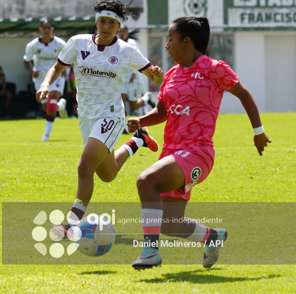 FBL FEMENINA NANAS VINO TINTO
