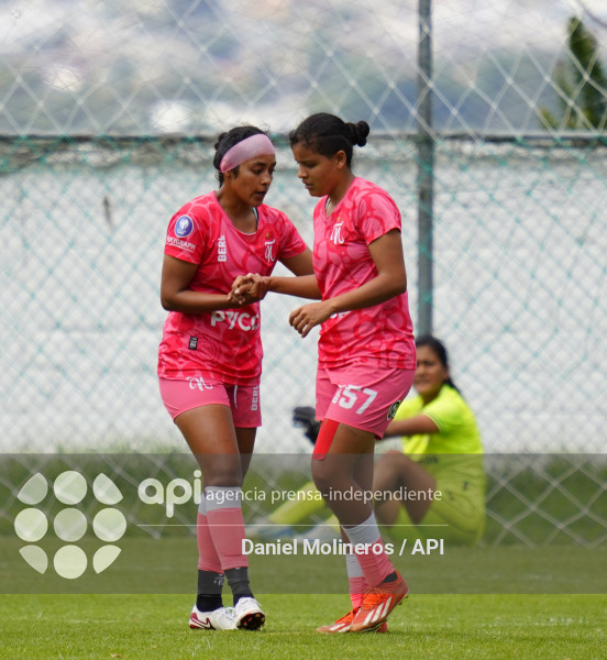 FBL FEMENINA NANAS VINO TINTO