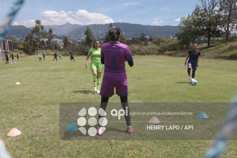FBL SUPERLIGA FEMENINA EL NACIONAL VS MACARA