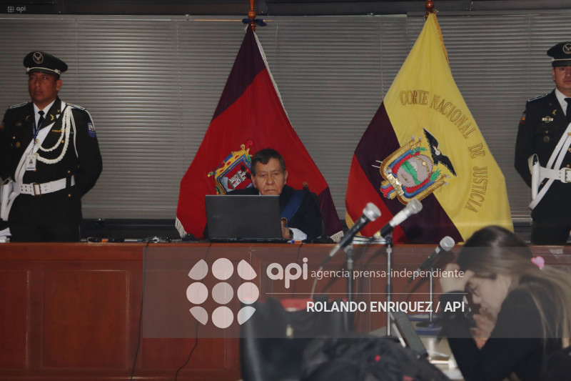 CASO VIDRIO WILMAN TERAN