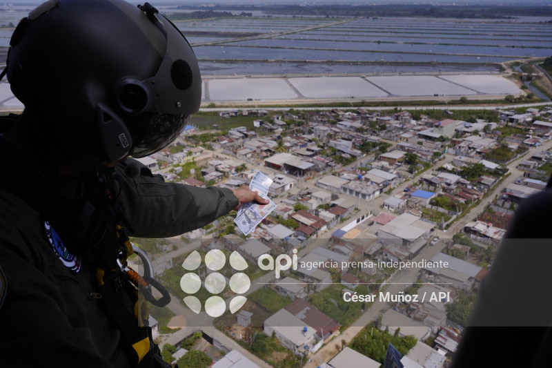 GYE-PANFLETOS HELICOPTERO