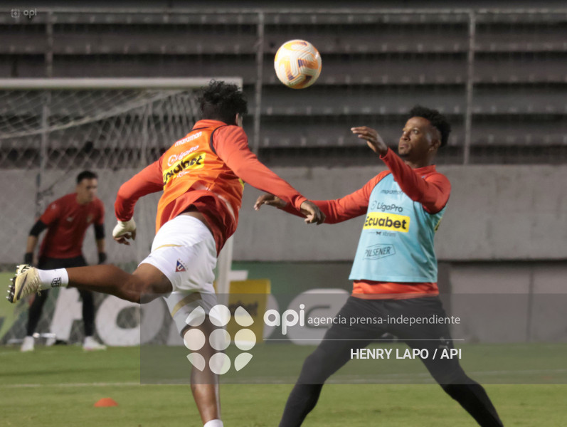 FBL LIGAPRO VINOTINTO VS LIGA QUITO