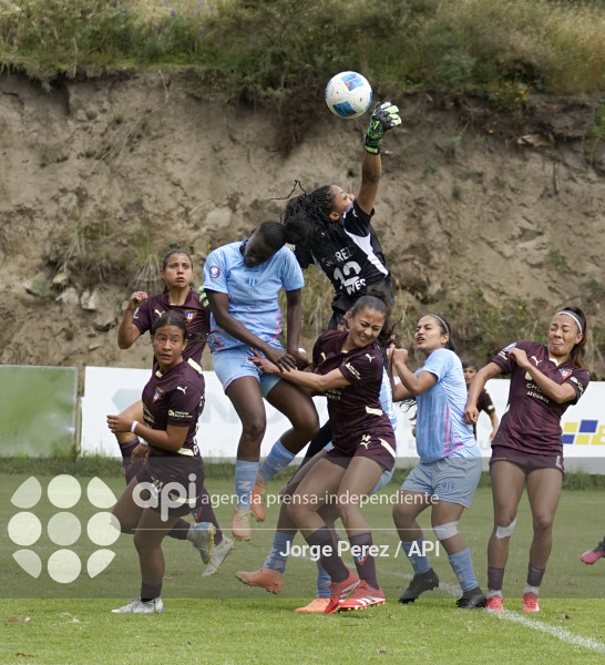 FBL SUPERLIGA FEMENINA MACARA VS LIGA