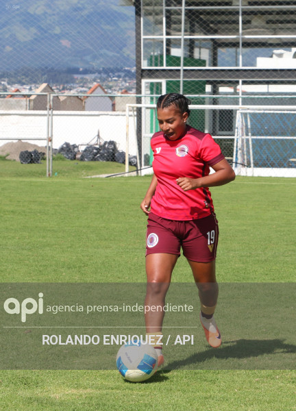 FBL SUPERLIGA FEMENINA VINO TINTO VS ESPUCE