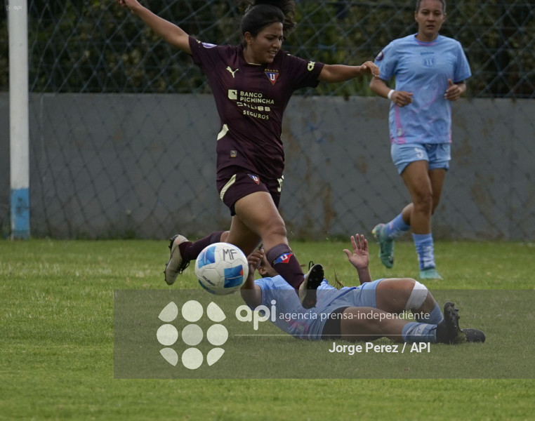 FBL SUPERLIGA FEMENINA MACARA VS LIGA