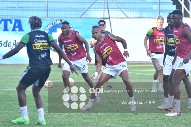 FBL-LIGAPRO-DELFIN-MUSHUC RUNA