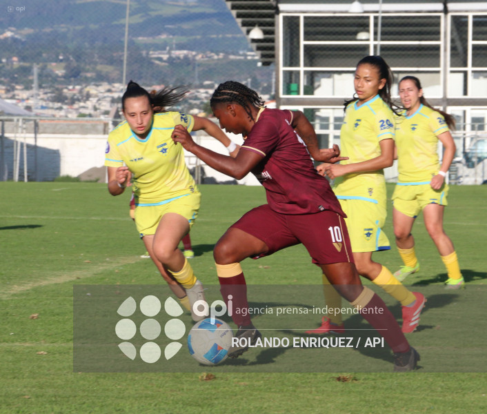 FBL SUPERLIGA FEMENINA VINO TINTO VS ESPUCE