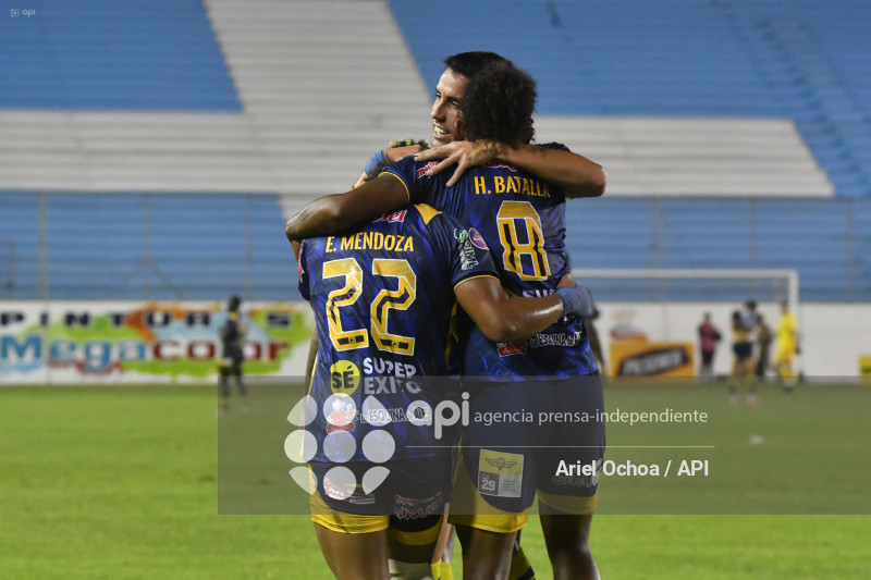 FBL-LIGAPRO-DELFIN-MUSHUC RUNA