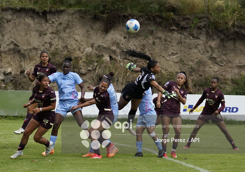 FBL SUPERLIGA FEMENINA MACARA VS LIGA