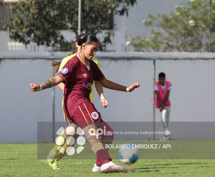 FBL SUPERLIGA FEMENINA VINO TINTO VS ESPUCE