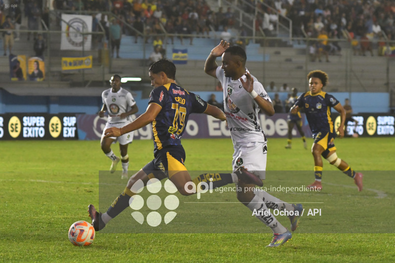 FBL-LIGAPRO-DELFIN-MUSHUC RUNA