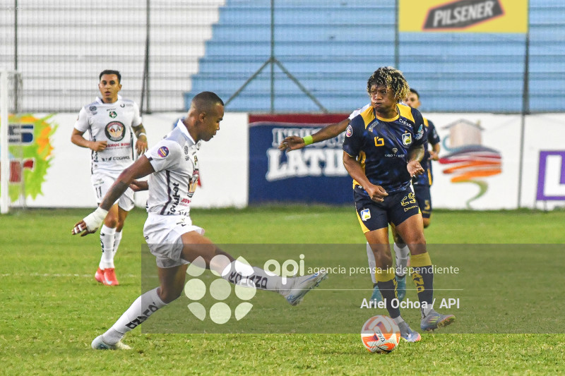FBL-LIGAPRO-DELFIN-MUSHUC RUNA