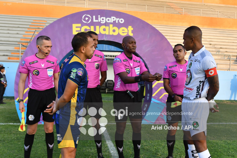 FBL-LIGAPRO-DELFIN-MUSHUC RUNA