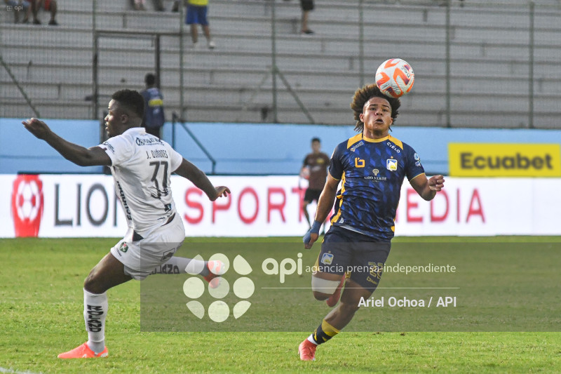 FBL-LIGAPRO-DELFIN-MUSHUC RUNA