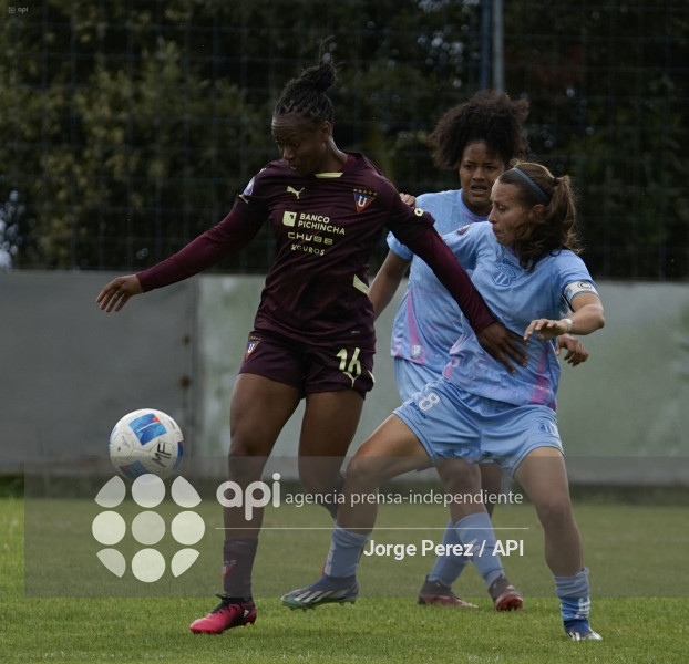 FBL SUPERLIGA FEMENINA MACARA VS LIGA