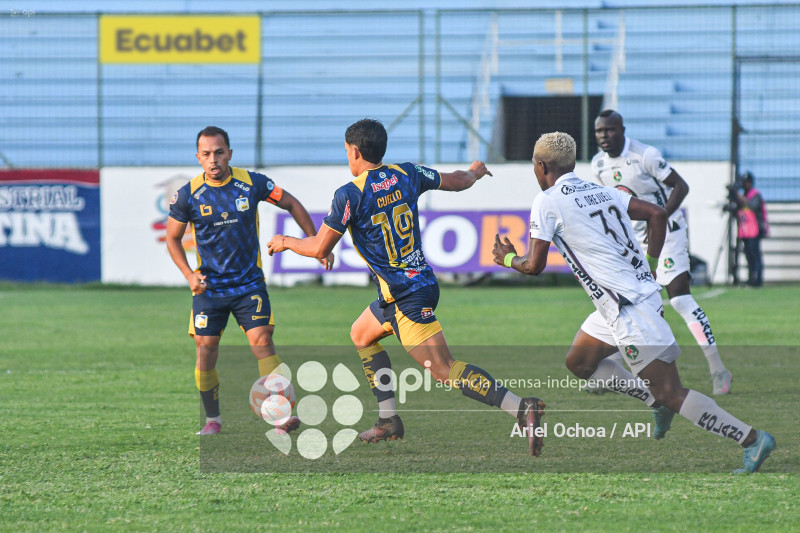 FBL-LIGAPRO-DELFIN-MUSHUC RUNA
