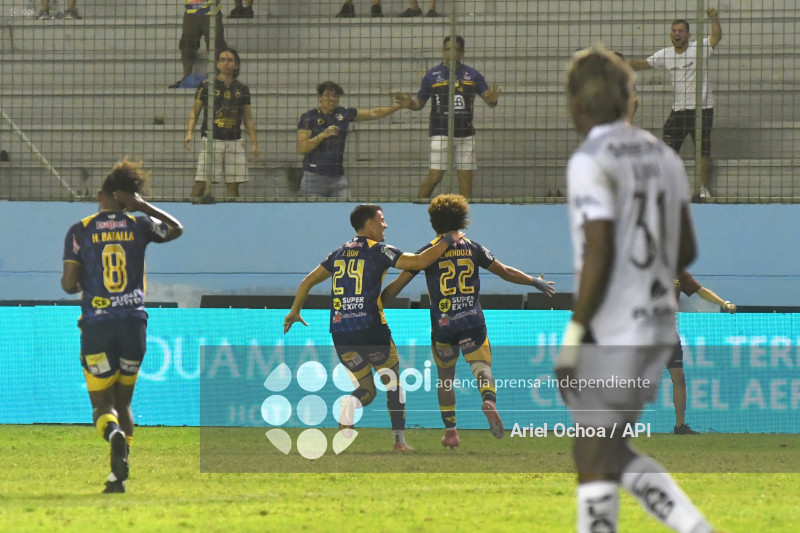 FBL-LIGAPRO-DELFIN-MUSHUC RUNA