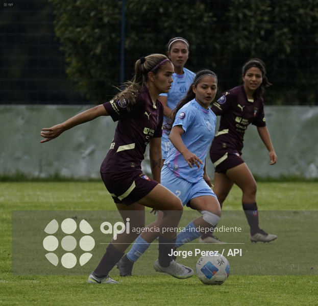 FBL SUPERLIGA FEMENINA MACARA VS LIGA