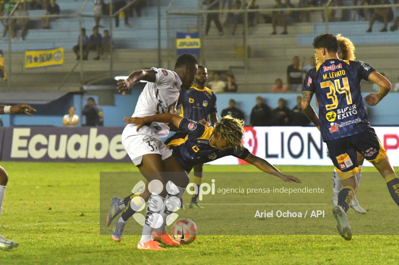 FBL-LIGAPRO-DELFIN-MUSHUC RUNA