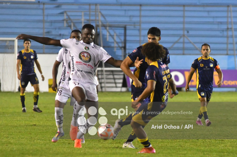 FBL-LIGAPRO-DELFIN-MUSHUC RUNA