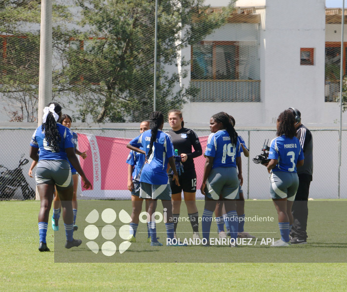 FBL SUPERLIGA FEMENINA NANAS VS EMELEC