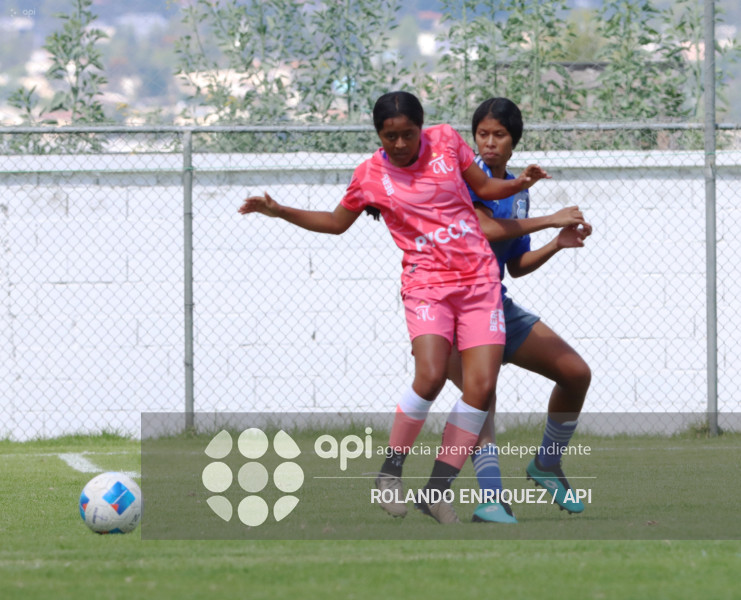 FBL SUPERLIGA FEMENINA NANAS VS EMELEC
