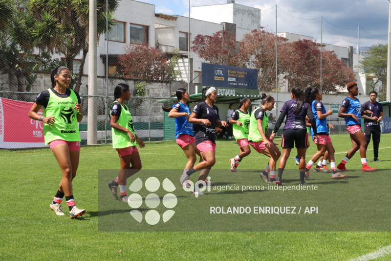 FBL SUPERLIGA FEMENINA NANAS VS EMELEC