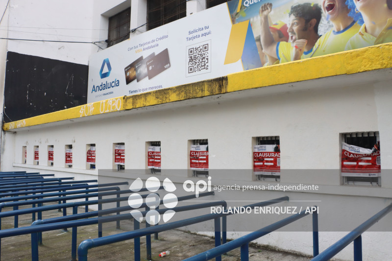 FBL FOTOS EXTERIORES OLIMPICO ATAHUALPA