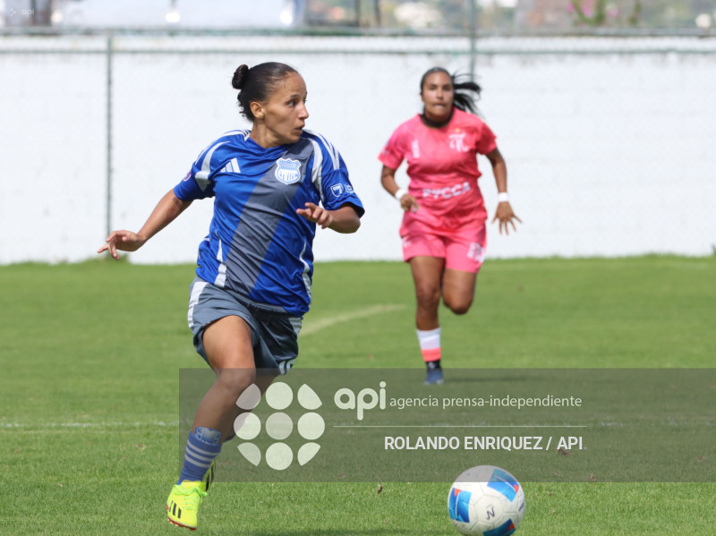 FBL SUPERLIGA FEMENINA NANAS VS EMELEC