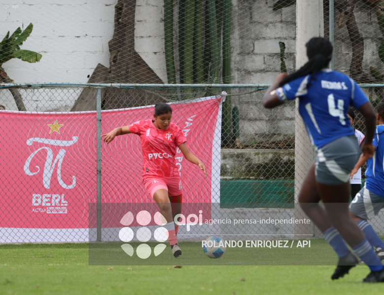 FBL SUPERLIGA FEMENINA NANAS VS EMELEC