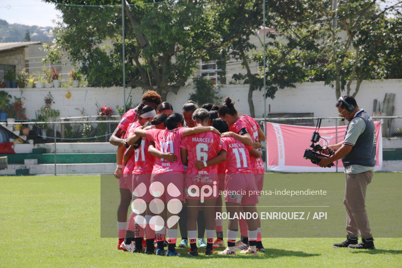 FBL SUPERLIGA FEMENINA NANAS VS EMELEC