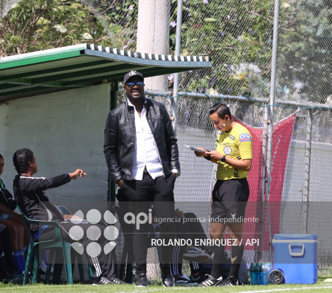 FBL SUPERLIGA FEMENINA NANAS VS EMELEC