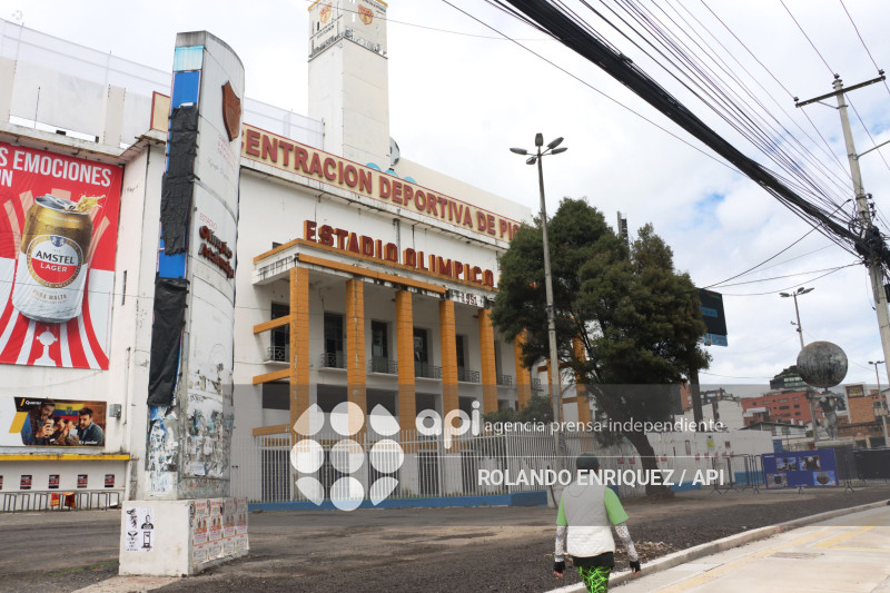 FBL FOTOS EXTERIORES OLIMPICO ATAHUALPA
