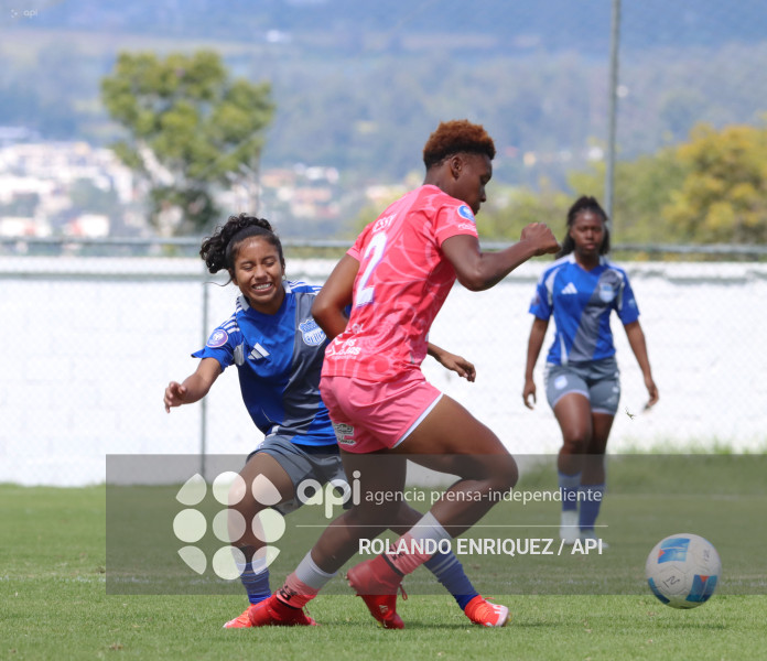 FBL SUPERLIGA FEMENINA NANAS VS EMELEC