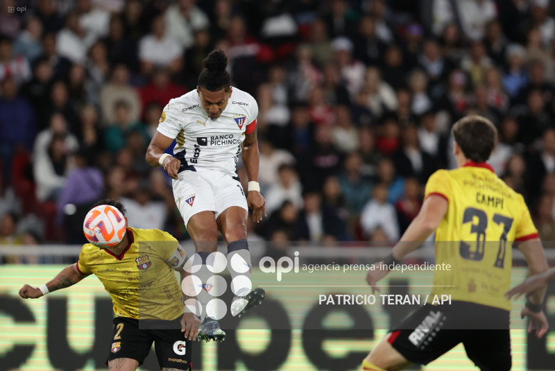 FBL LIGA PRO LDUQ LIGA DE QUITO VS BARCELONA