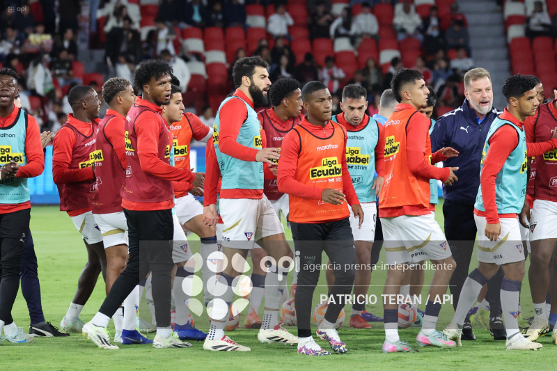 FBL LIGA PRO LDUQ LIGA DE QUITO VS BARCELONA