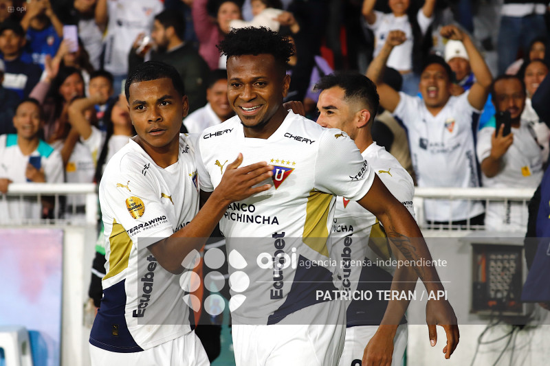 FBL LIGA PRO LDUQ LIGA DE QUITO VS BARCELONA