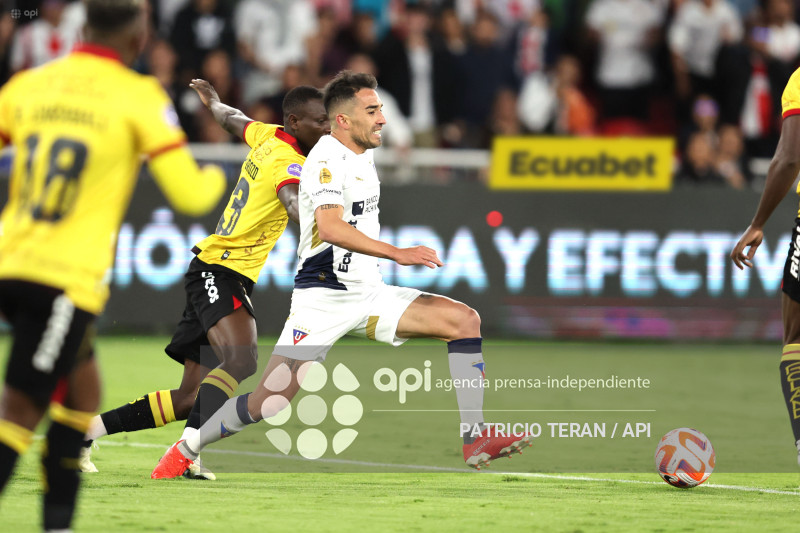 FBL LIGA PRO LDUQ LIGA DE QUITO VS BARCELONA