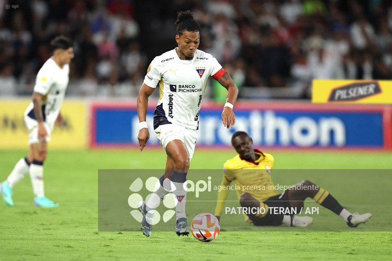 FBL LIGA PRO LDUQ LIGA DE QUITO VS BARCELONA